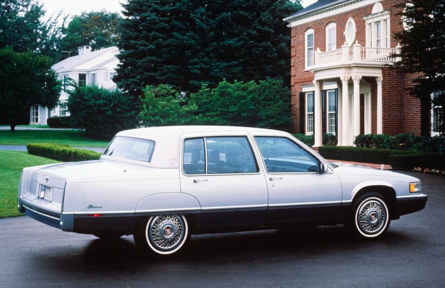  Cadillac Fleetwood Sixty Special (6C-S69) 1989 года  (фото 2 из 2)